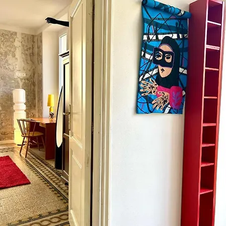Stylish Interior Design In The Historic Centre A Few Minutes' Walk From The Central Station, With Terrace And Two Bathrooms Апартаменты
