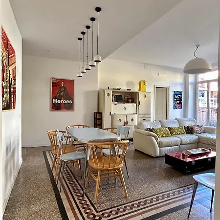 Stylish Interior Design In The Historic Centre A Few Minutes' Walk From The Central Station, With Terrace And Two Bathrooms شقة *