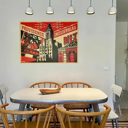 Stylish Interior Design In The Historic Centre A Few Minutes' Walk From The Central Station, With Terrace And Two Bathrooms Апартаменты