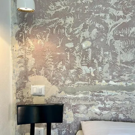 Stylish Interior Design In The Historic Centre A Few Minutes' Walk From The Central Station, With Terrace And Two Bathrooms شقة لا سبيتسْيا