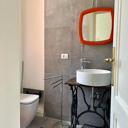 公寓 Stylish Interior Design In The Historic Centre A Few Minutes' Walk From The Central Station, With Terrace And Two Bathrooms 斯培西亚