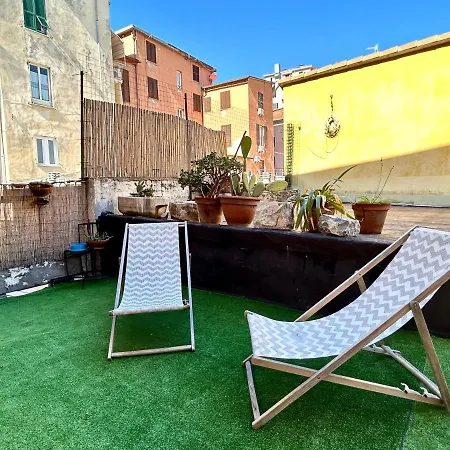 Apartment Stylish Terrace Apartment: Historic Centre Haven La Spezia